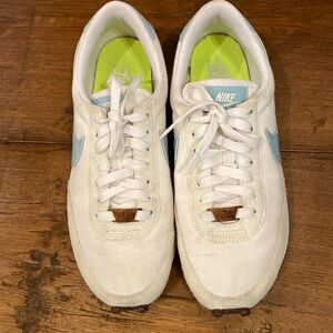 Women) Nike Daybreak SE ‘Indigo’  | Versatile Sports Shoes